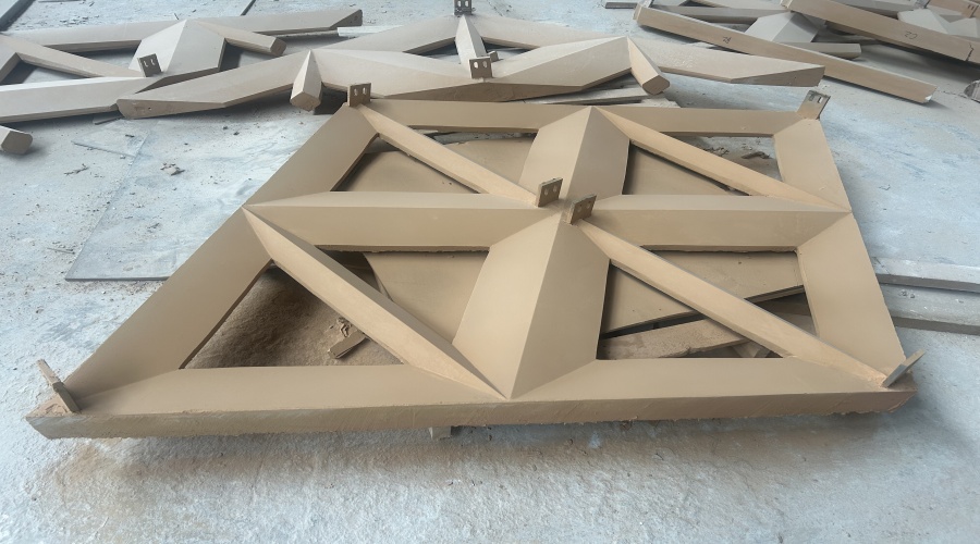 惠州茶葉產業(yè)園彩色UHPC鏤空幕墻板工程案例 惠州茶葉產業(yè)園彩色UHPC鏤空幕墻板工程案例